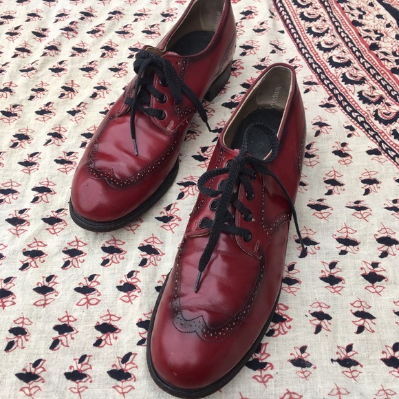 SOLD ON ETSY 💔1950s red oxblood wing tip oxfords - Picture 4 of 8